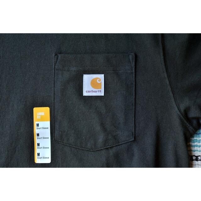 carhartt(カーハート)のUSAカーハートCARHARTTヘビーウエイト半袖ポケットTシャツ☆ブラックＭ メンズのトップス(Tシャツ/カットソー(半袖/袖なし))の商品写真