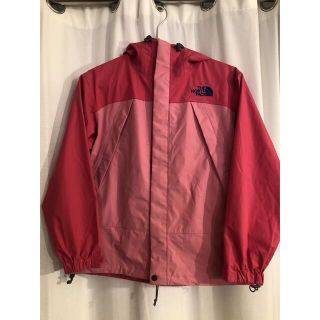 ザノースフェイス(THE NORTH FACE)のザ・ノース・フェイス　キッズ140  ドットショット　(ジャケット/上着)