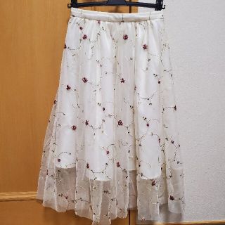 イング(INGNI)の刺繍チュールスカート(ひざ丈スカート)