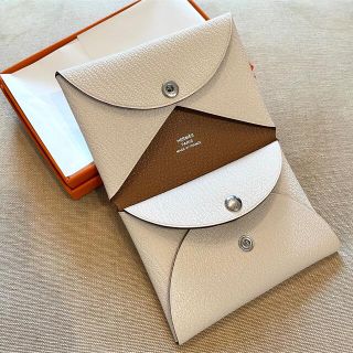 エルメス(Hermes)のクーポン期間お値下げ✨最新作✨エルメス カルヴィ デュオ ナタ チャイ(コインケース)