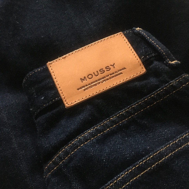 格安再入荷 moussy MOUSSY デニムパンツの通販 by レオ's shop｜マウジーならラクマ