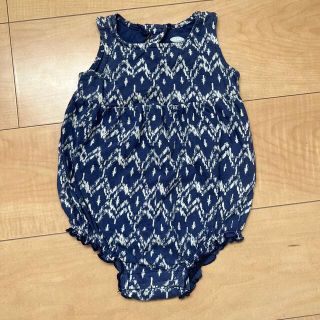 オールドネイビー(Old Navy)のOLDNAVY 6-12M ロンパース&くすみロンパ2枚セット(ロンパース)