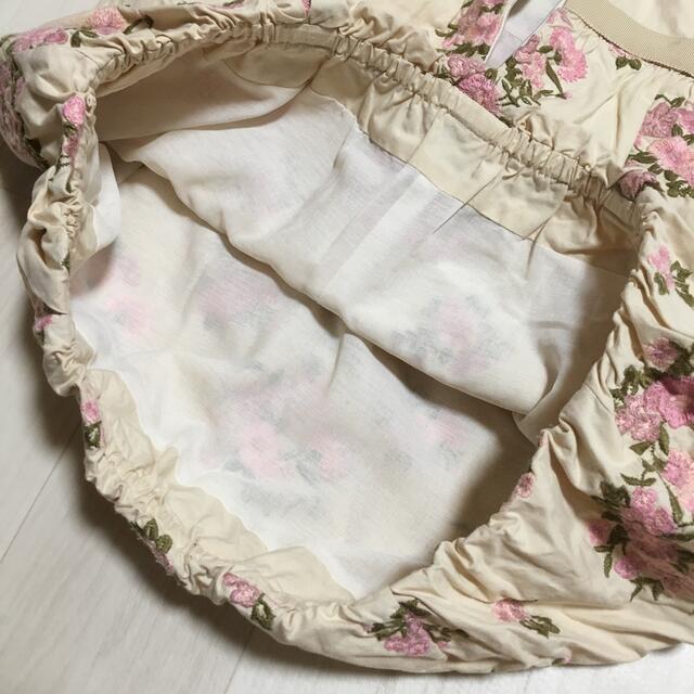 TOCCA(トッカ)のtocca  トッカ　バルーン　刺繍　ワンピース キッズ/ベビー/マタニティのキッズ服女の子用(90cm~)(ワンピース)の商品写真