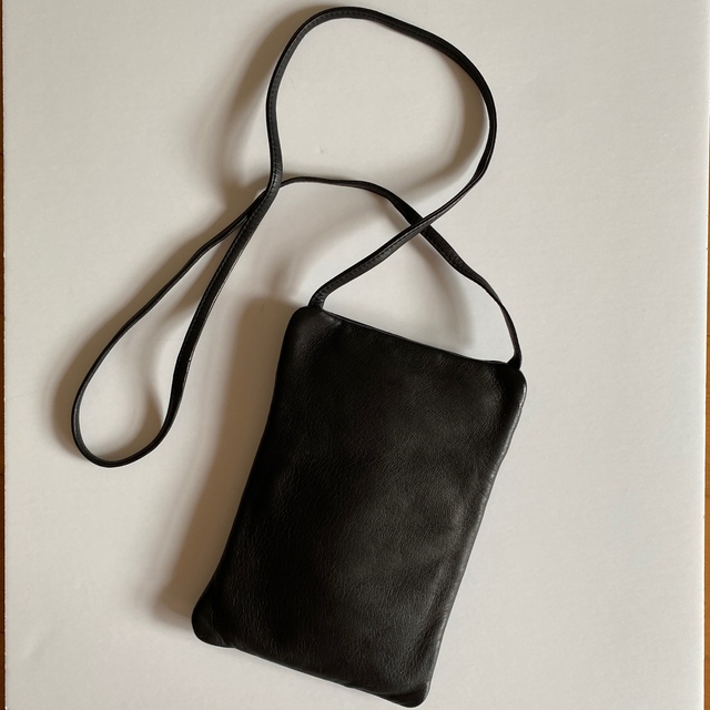 【みひろ様】Aeta (アエタ) DA07 FLAT POUCH B BLACK レディースのバッグ(ショルダーバッグ)の商品写真