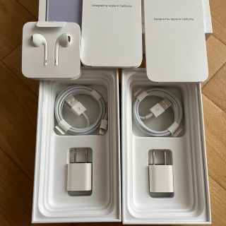 アイフォーン(iPhone)のiPhone Lightningケーブル　電源アダプター　イヤホン　純正品(その他)