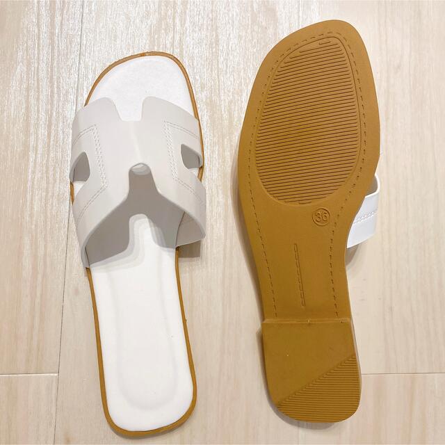 次回発送は8日土曜日！！H型サンダル  ペタンコ靴 スリッパ 白色 レディースの靴/シューズ(サンダル)の商品写真