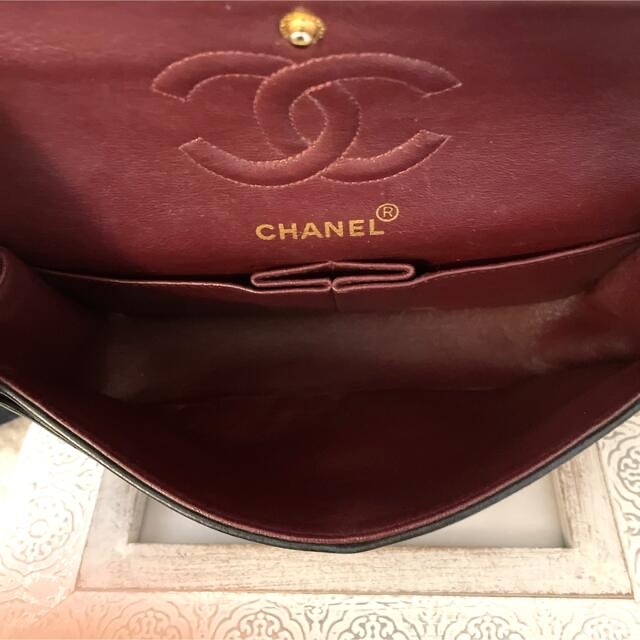 CHANEL(シャネル)の【売り切れました★】シャネル　マトラッセ　ダブルチェーン　ショルダーバッグ レディースのバッグ(ショルダーバッグ)の商品写真