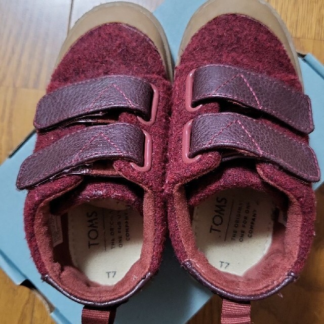 TOMS(トムズ)のTOMSキッズシューズ(サイズ:14㎝) キッズ/ベビー/マタニティのベビー靴/シューズ(~14cm)(スニーカー)の商品写真