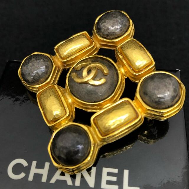 CHANEL - シャネル イヤリング ココマーク ラウンド ゴールドカラー