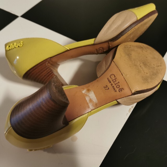 Chloe(クロエ)の美品 Chloe パンプス 37 イエロー サンダル レディースの靴/シューズ(サンダル)の商品写真