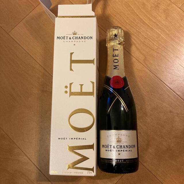 MOËT & CHANDON(モエエシャンドン)のモエシャンドン　インペリアル　375ml 食品/飲料/酒の酒(シャンパン/スパークリングワイン)の商品写真