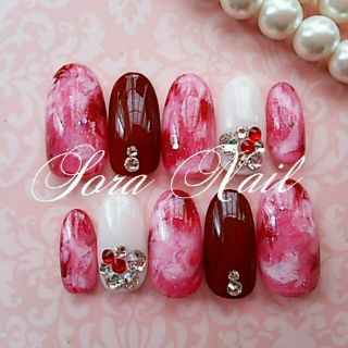 ボルドーmarble♡スワロフスキージェルネイル