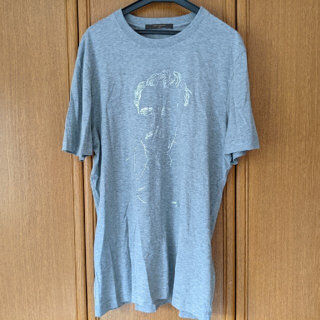 トップスルイヴィトン 半袖Tシャツ　灰色　グレー　Lサイズ　LOUIS VUITTON