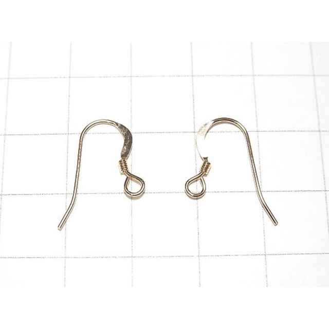 ✩sale✩Pierces マザーオブパール　ラインピアス ハンドメイドのアクセサリー(ピアス)の商品写真