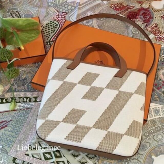 Hermes(エルメス)のエルメス アンビエ トートバッグ レディースのバッグ(トートバッグ)の商品写真