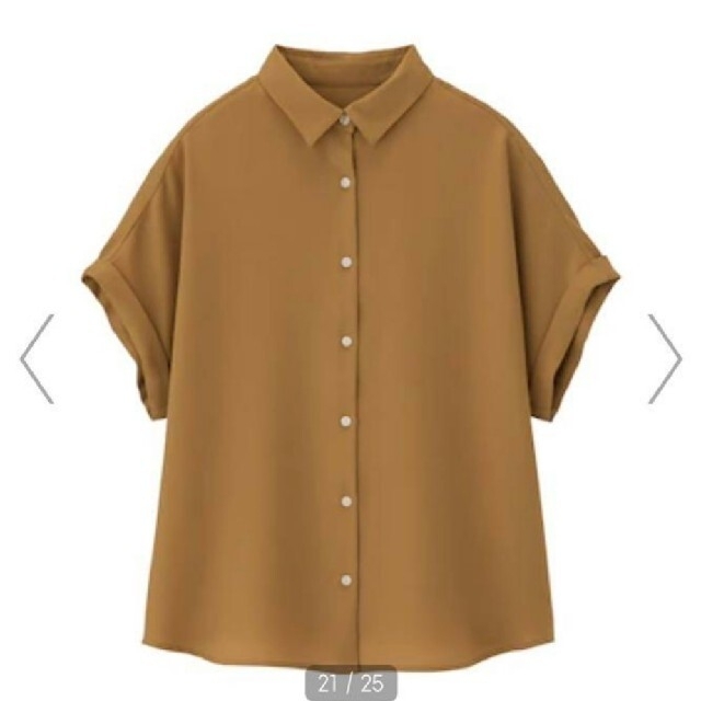 GU(ジーユー)の新品♥GUエアリーシャツ レディースのトップス(シャツ/ブラウス(半袖/袖なし))の商品写真