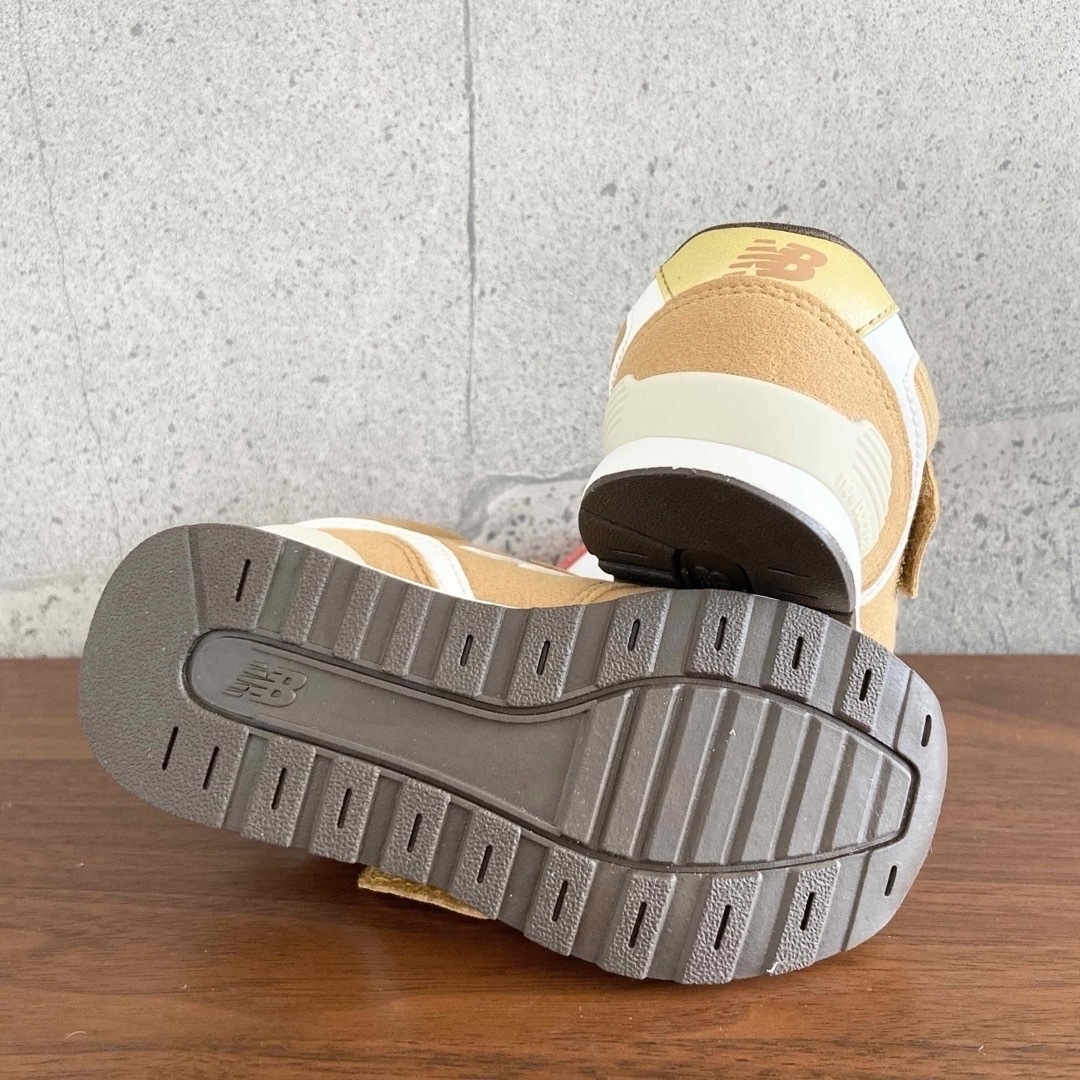 New Balance - 【新品】14センチ ハニー×コーデュロイ New Balance - 【新品】14センチ ハニー×コーデュロイ