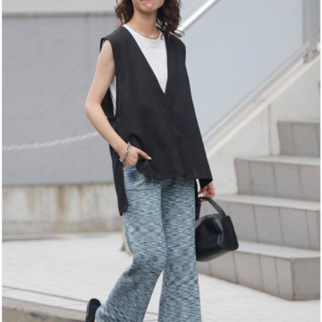 lovelani.com - 新品未使用タグ付き タンク付きリネンライクVネック