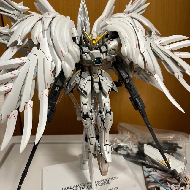 おすすめ BANDAI - METAL COMPOSITE ウイングガンダム スノーホワイト