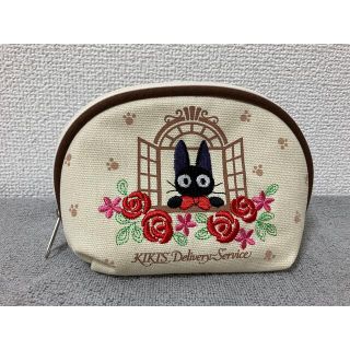 ジブリ(ジブリ)の【新品未使用】魔女の宅急便刺繍ポーチ(ポーチ)