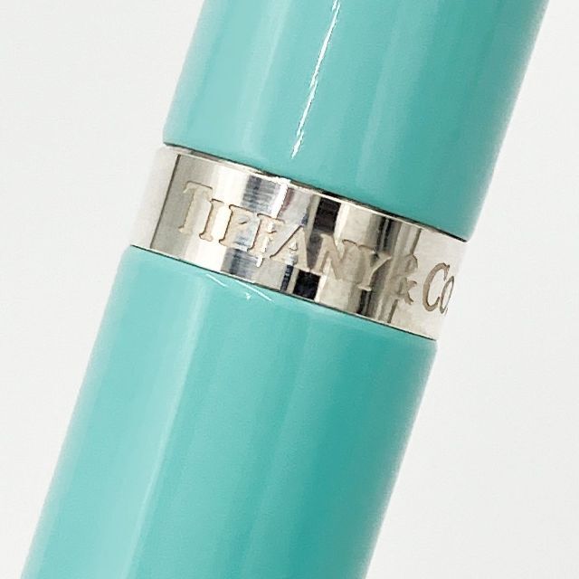 Tiffany & Co.(ティファニー)のティファニー 回転式ボールペン Tグリップ シルバー×ティファニーブルー インテリア/住まい/日用品の文房具(ペン/マーカー)の商品写真