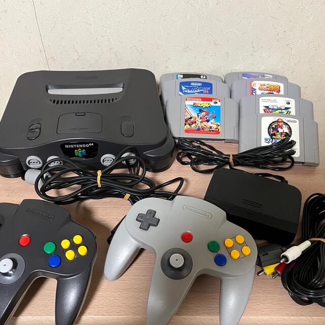 Nintendo64本体　ソフト7本　コントローラーパックセット