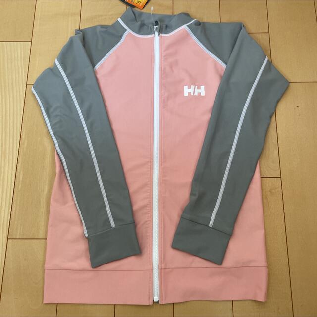 HELLY HANSEN(ヘリーハンセン)の【新品・未使用】ヘリーハンセン ☆ラッシュガード☆サイズ130 キッズ/ベビー/マタニティのキッズ服女の子用(90cm~)(水着)の商品写真