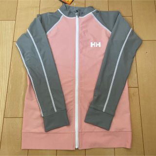 ヘリーハンセン(HELLY HANSEN)の【新品・未使用】ヘリーハンセン ☆ラッシュガード☆サイズ130(水着)