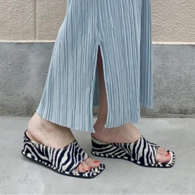 zebra sandal ⌇ 36size