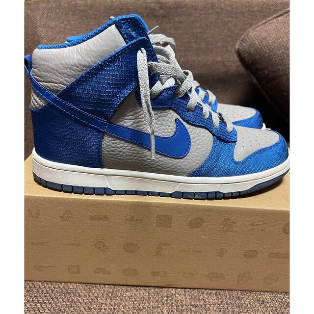 NIKE(ナイキ)のスニーカー NIKE DUNK high ブルー 本日のみ値下げ メンズの靴/シューズ(スニーカー)の商品写真