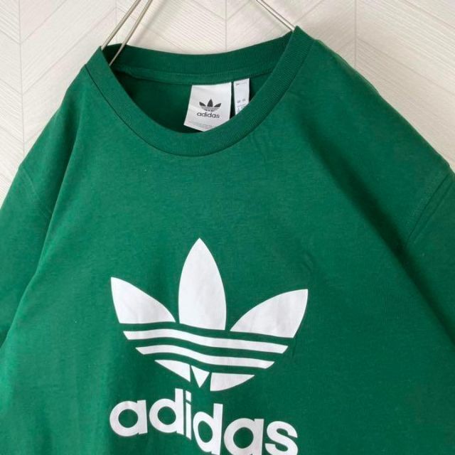 adidas(アディダス)の新品 タグ付き アディダス トレフォイルロゴ Tシャツ デカロゴ 緑 ゆるだぼ メンズのトップス(Tシャツ/カットソー(半袖/袖なし))の商品写真