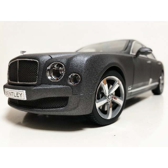 lowrider京商/'15 Bentleyベントレー Mulsanneミュルザンヌ 1/18