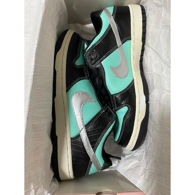 NIKE(ナイキ)のNIKE DUNK LOW PRO SB TIFFANY DIAMOND メンズの靴/シューズ(スニーカー)の商品写真