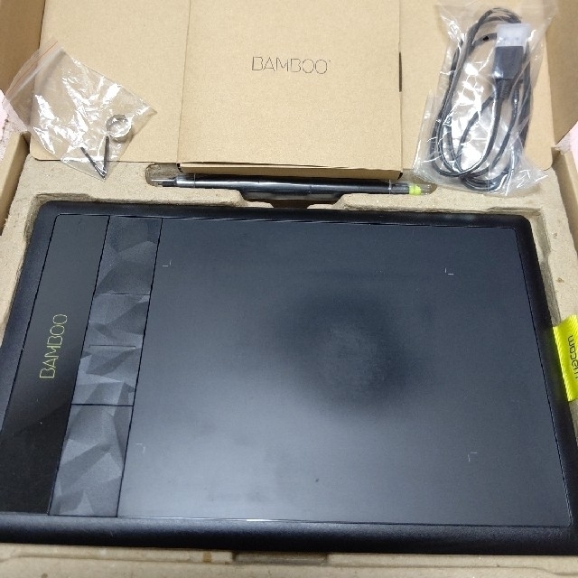 Wacom(ワコム)のペンタブレット wacom bamboo CHT-470（S） スマホ/家電/カメラのPC/タブレット(タブレット)の商品写真