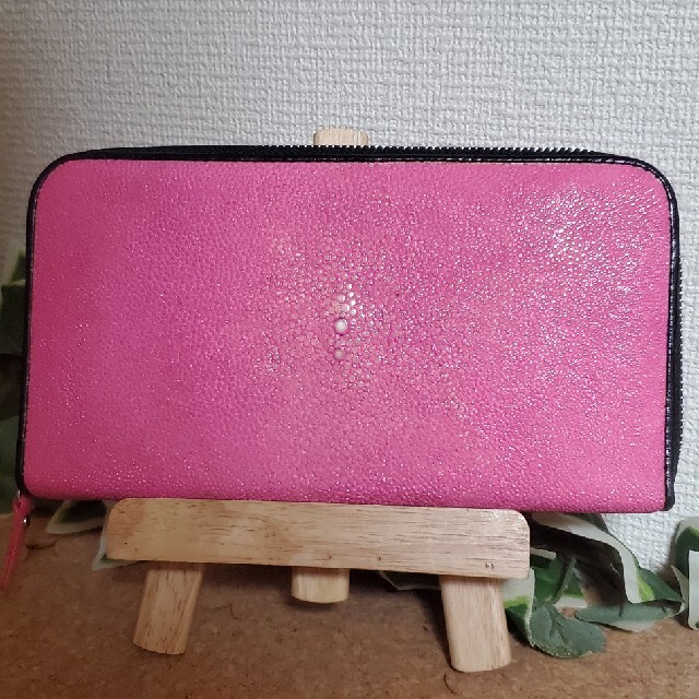 30%OFF SALE セール スティングレイ革 ピンク 長財布 ラウンド