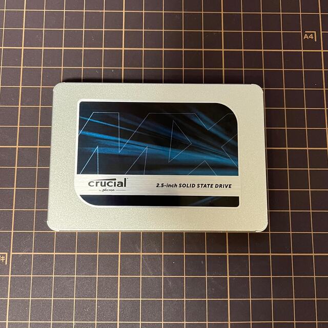 Crucial MX500 2000GB SSDPC/タブレット