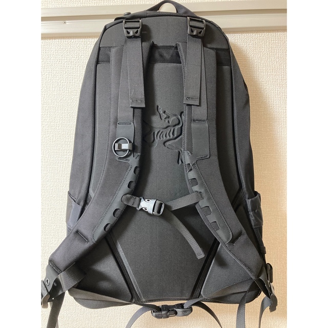 ARC'TERYX - 【新品】アロー22 新品 arro22 stealth 残りわずかの通販 ...