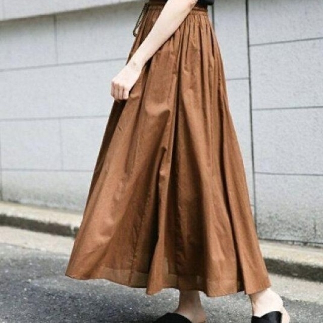 LEPSIM(レプシィム)のLEPSIM コットンボイル　ロングフレアスカート　レプシィム　ブラウン　茶色 レディースのスカート(ロングスカート)の商品写真