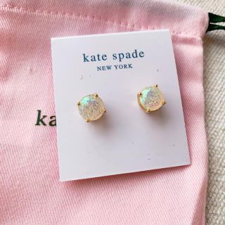 ケイトスペードニューヨーク(kate spade new york)の新品♡ケイトスペード　キラキラ　ピアス　(ピアス)