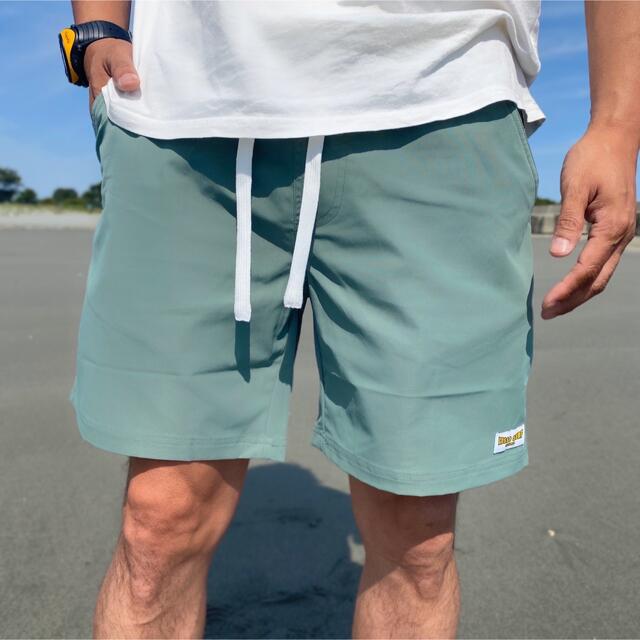 Ron Herman(ロンハーマン)の夏コーデ☆LUSSO SURF ハーフパンツ　カーキ　水着　Lサイズ☆RVCA メンズのパンツ(ショートパンツ)の商品写真