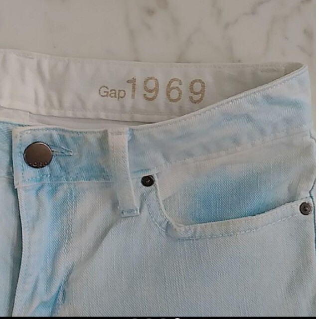 GAP(ギャップ)のGAPスキニー26 レディースのパンツ(スキニーパンツ)の商品写真