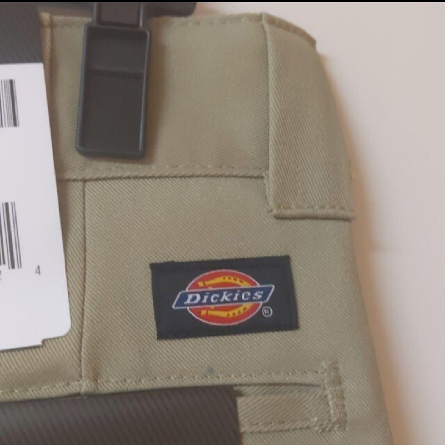 Dickies(ディッキーズ)の新品 34x32 KH スリムフィット ワークパンツ ディッキーズ カーキ メンズのパンツ(ワークパンツ/カーゴパンツ)の商品写真