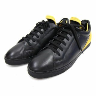 フェンディ スニーカーの通販 400点以上 | FENDIを買うならラクマ