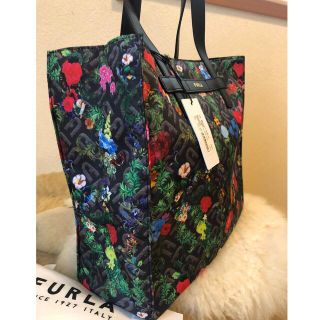 Furla - 約2.2万超美品本物タグ付きフルラ人気花柄トートバッグ ...