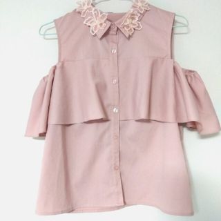 ティティアンドコー(titty&co)の【夏物処分価格】titty&co　 オープンショルダーブラウス(シャツ/ブラウス(半袖/袖なし))