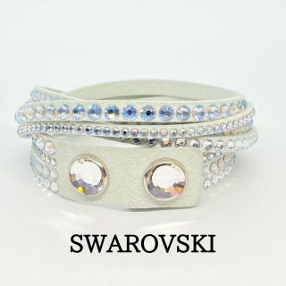 スワロフスキー(SWAROVSKI)のスワロフスキー Slake グレー バングル ブレスレット(ブレスレット/バングル)