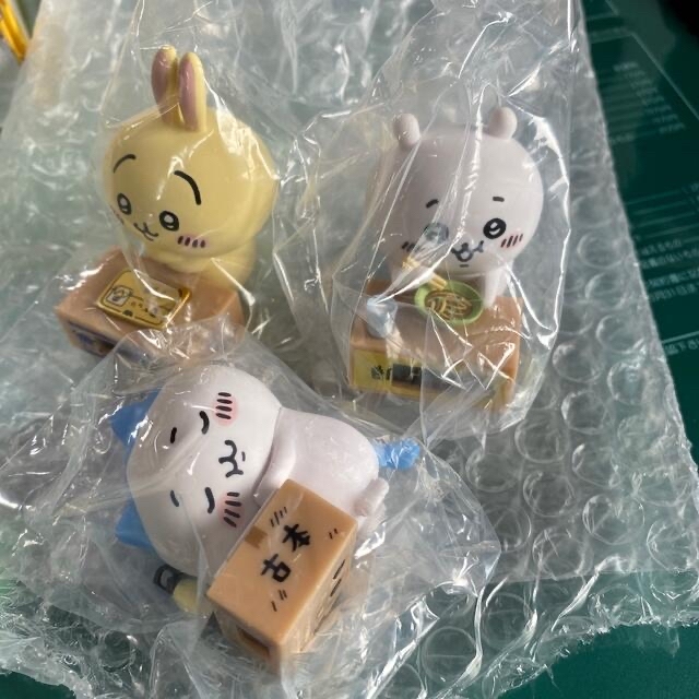 ちいかわ　ダンボールウォッチ　3点 エンタメ/ホビーのおもちゃ/ぬいぐるみ(キャラクターグッズ)の商品写真