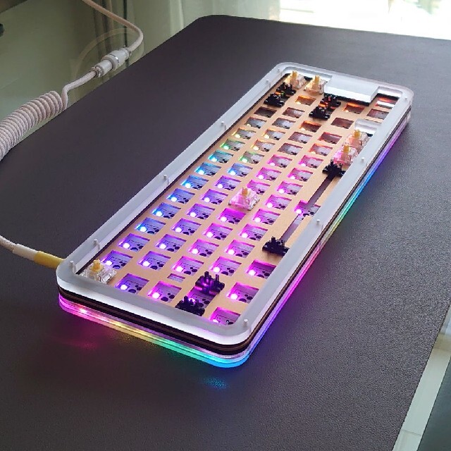 ヤマト工芸 メカニカルキーボード DNA65 アクリル 黒・グリーン - 通販