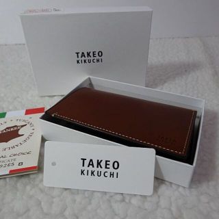 タケオキクチ(TAKEO KIKUCHI)の【新品/本物】TAKEO KIKUCHI（タケオキクチ）名刺入れ/キャメル(名刺入れ/定期入れ)