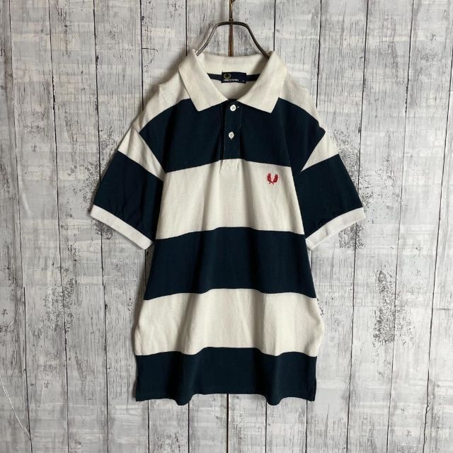 FRED PERRY(フレッドペリー)の【太ボーダー☆定番デザイン】フレッドペリー ポロシャツ 刺繍ワンポイント刺繍ロゴ メンズのトップス(ポロシャツ)の商品写真